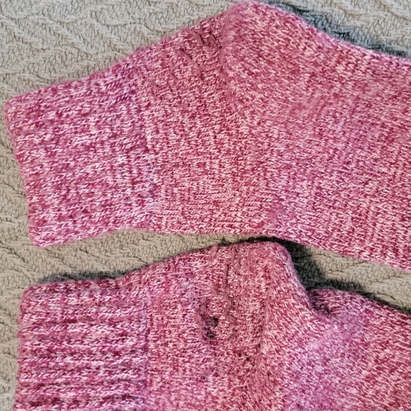 **Socks** - Picture 10 of 13